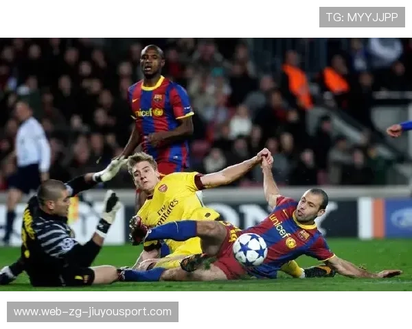 恩昆库接直塞高速带球破门，为球队锁定胜局